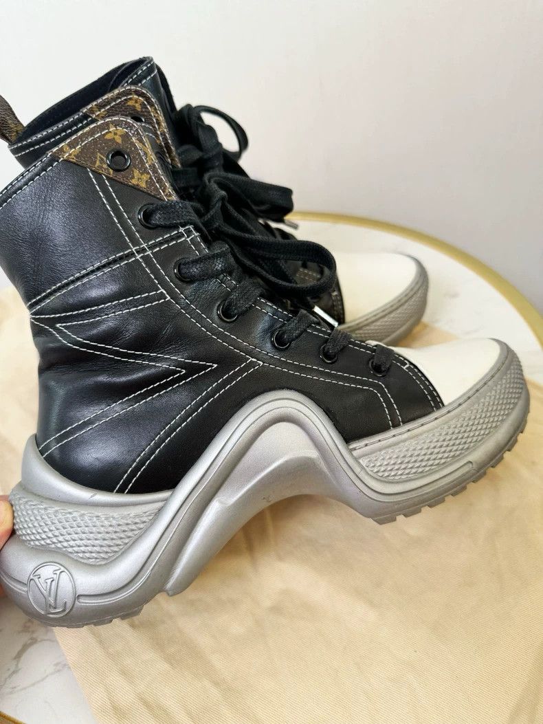 Louis Vuitton Louis Vuitton High-Top Sneakers Size 35 Size US 5 / IT 35 - 2 Thumbnail