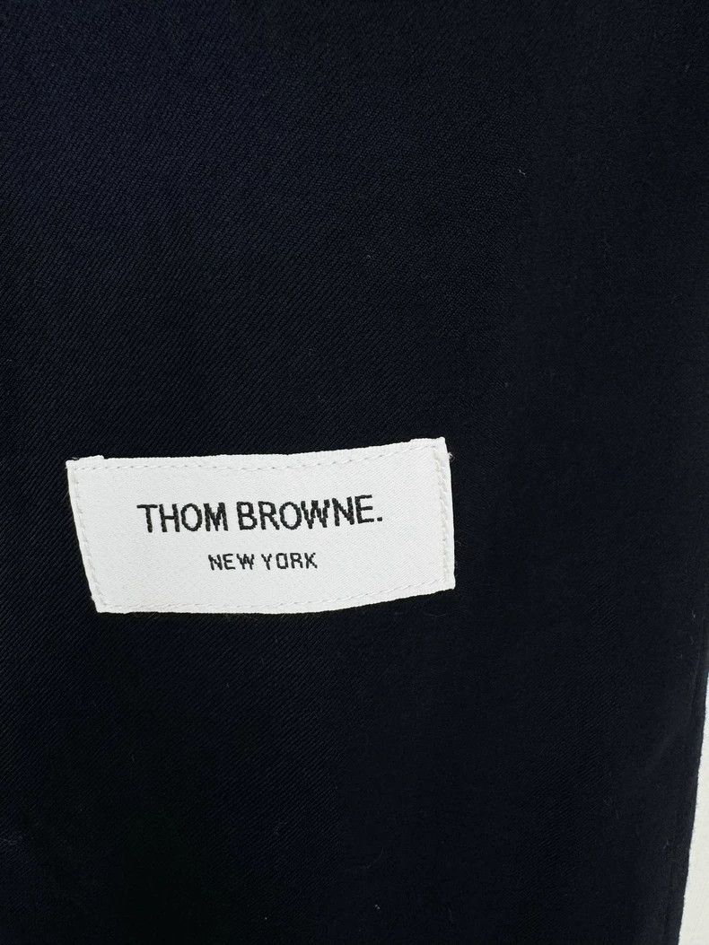 Thom Browne Thom Browne Casual Pants in Excellent Condition Size 28" / US 6 / IT 42 - 2 Thumbnail