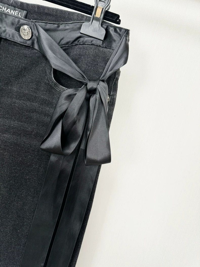 Chanel Chanel Denim Pants with Ribbon Detail Size 38" / US 16 / IT 52 - 3 Thumbnail