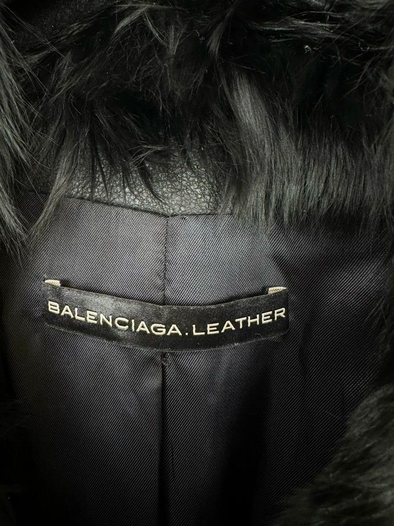 Balenciaga Balenciaga Sheepskin Jacket with Fur Collar Size M / US 6-8 / IT 42-44 - 2 Thumbnail