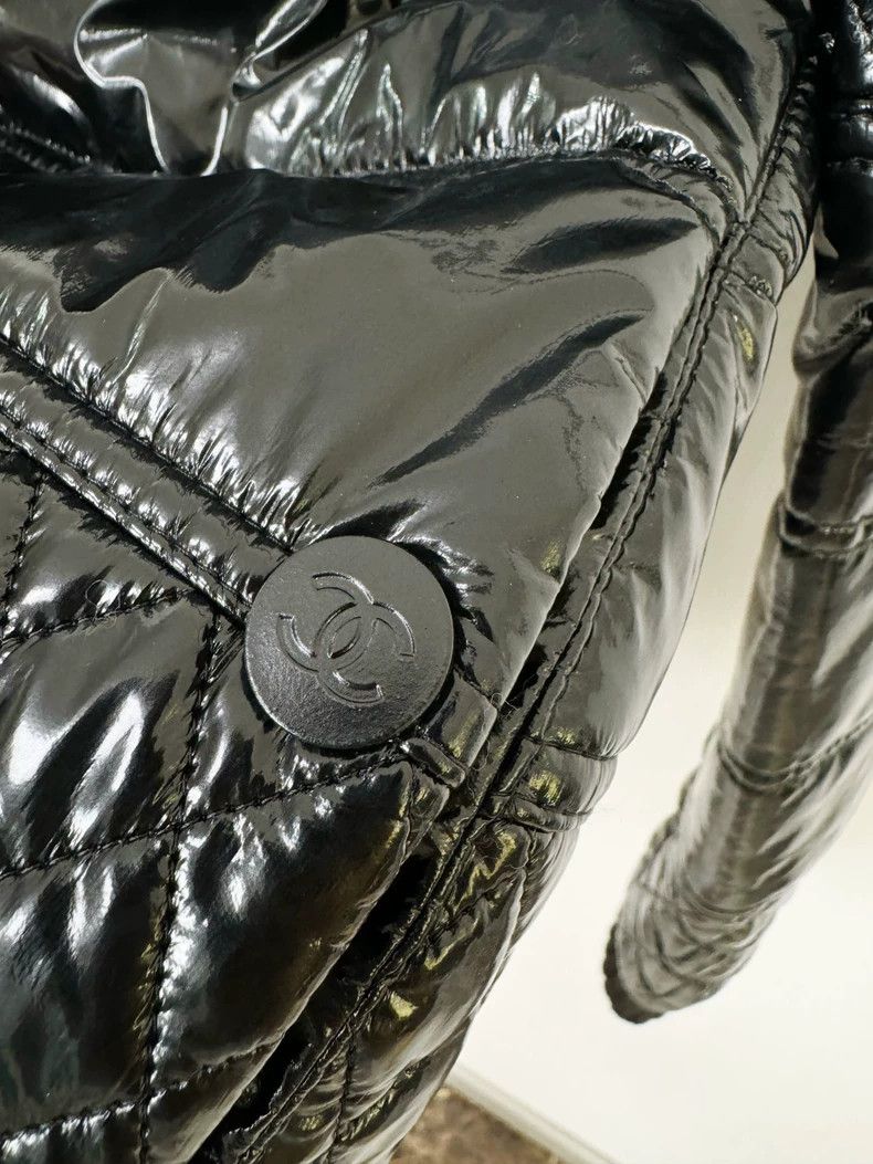 Chanel Chanel Black Patent Leather Jacket Size 36 Size S / US 4 / IT 40 - 7 Thumbnail