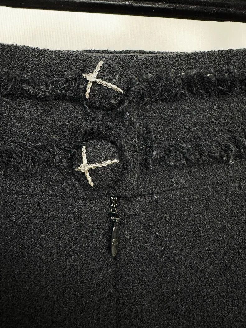 Chanel Chanel Black Skirt Size 40 Size 40" / US 18 - 3 Thumbnail