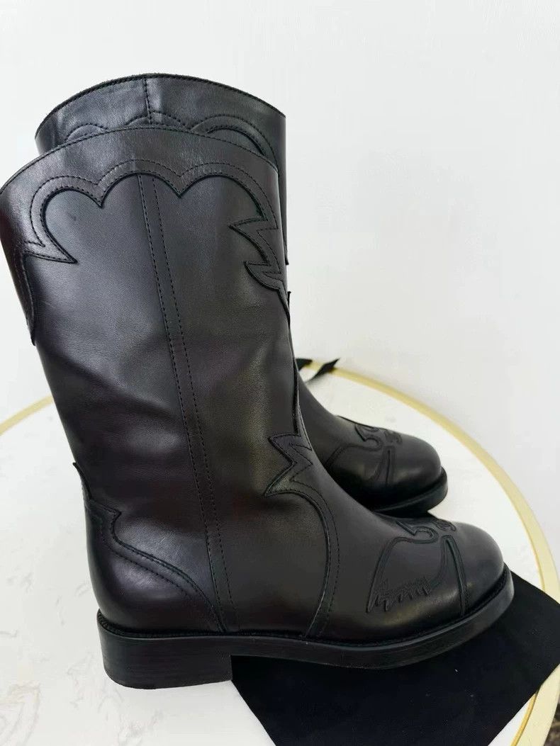 Chanel Chanel Black Boots Size 36 Like New Size US 6 / IT 36 - 3 Thumbnail