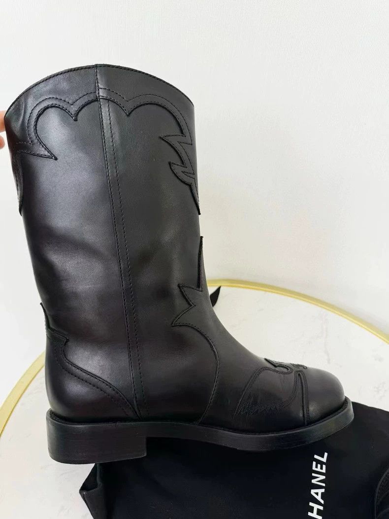 Chanel Chanel Black Boots Size 36 Like New Size US 6 / IT 36 - 4 Thumbnail