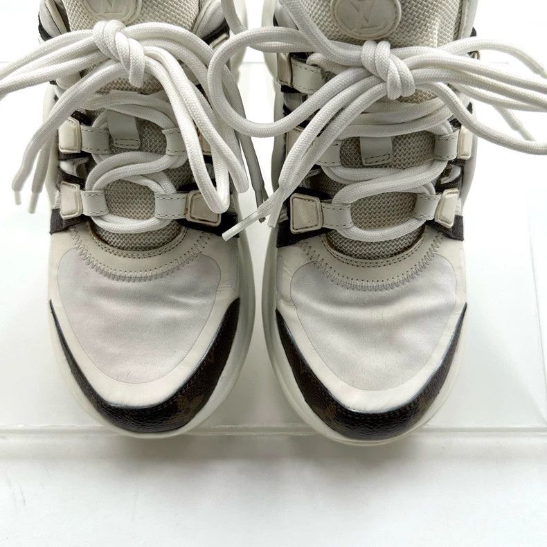Louis Vuitton Louis Vuitton White Brown Dad Sneakers Size US 6 / IT 36 - 6 Thumbnail