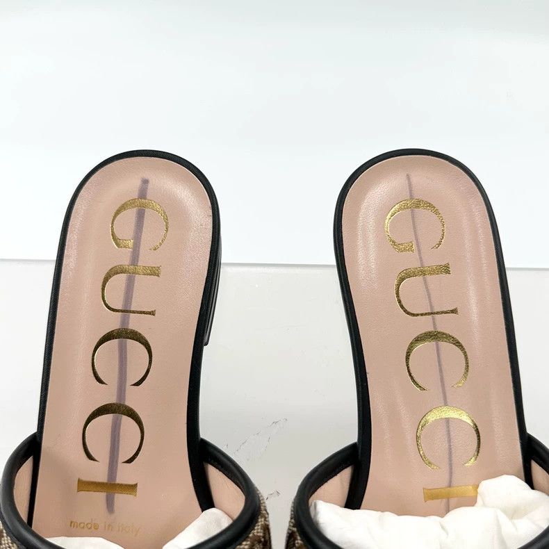 Gucci Gucci Double G Logo Slip-On Sandals Size US 6 / IT 36 - 6 Thumbnail