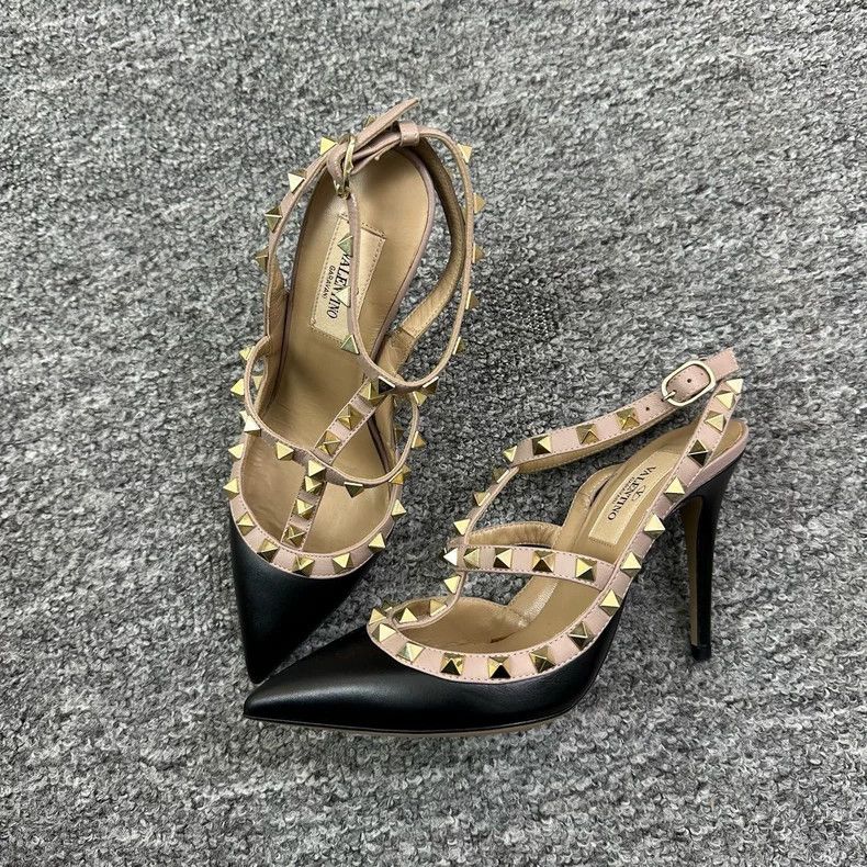 Valentino Valentino High Heel Black Shoes Size 35 Size US 5 / IT 35 - 2 Thumbnail