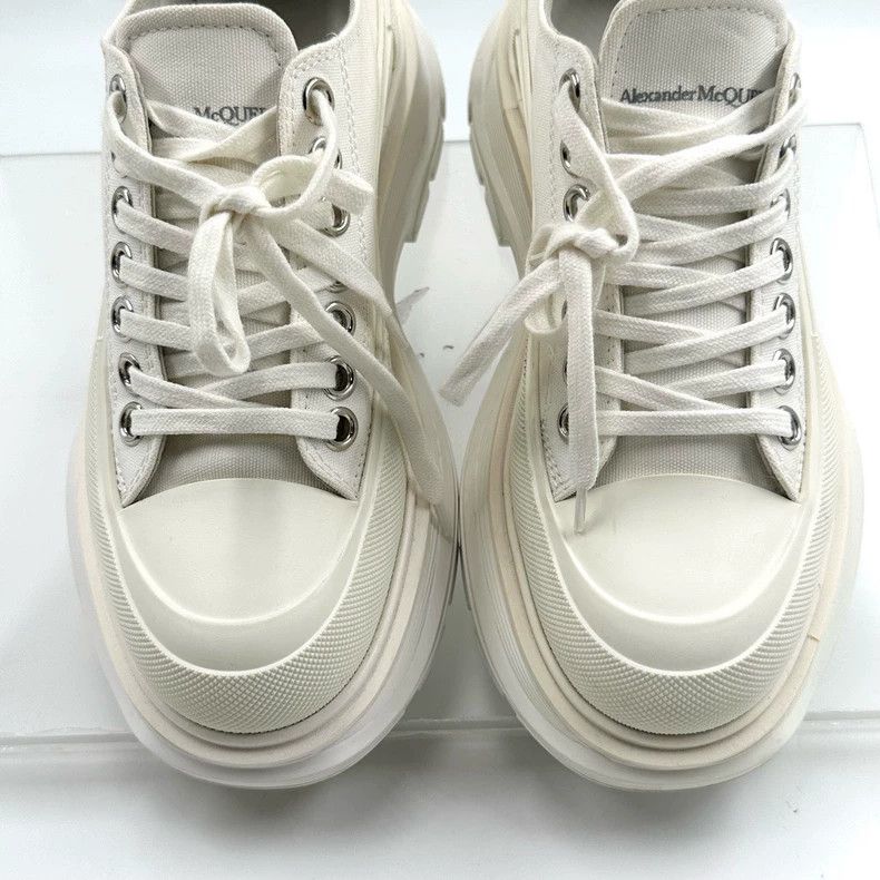 Alexander McQueen Alexander McQueen White Chunky Sneakers Size US 6 / IT 36 - 5 Thumbnail