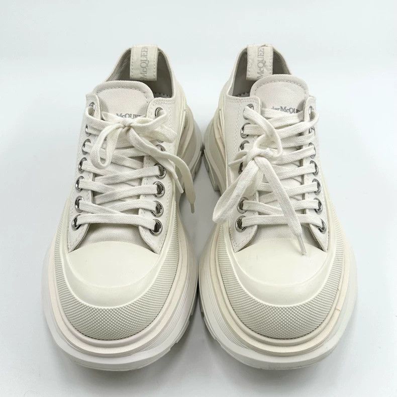 Alexander McQueen Alexander McQueen White Chunky Sneakers Size US 6 / IT 36 - 2 Thumbnail