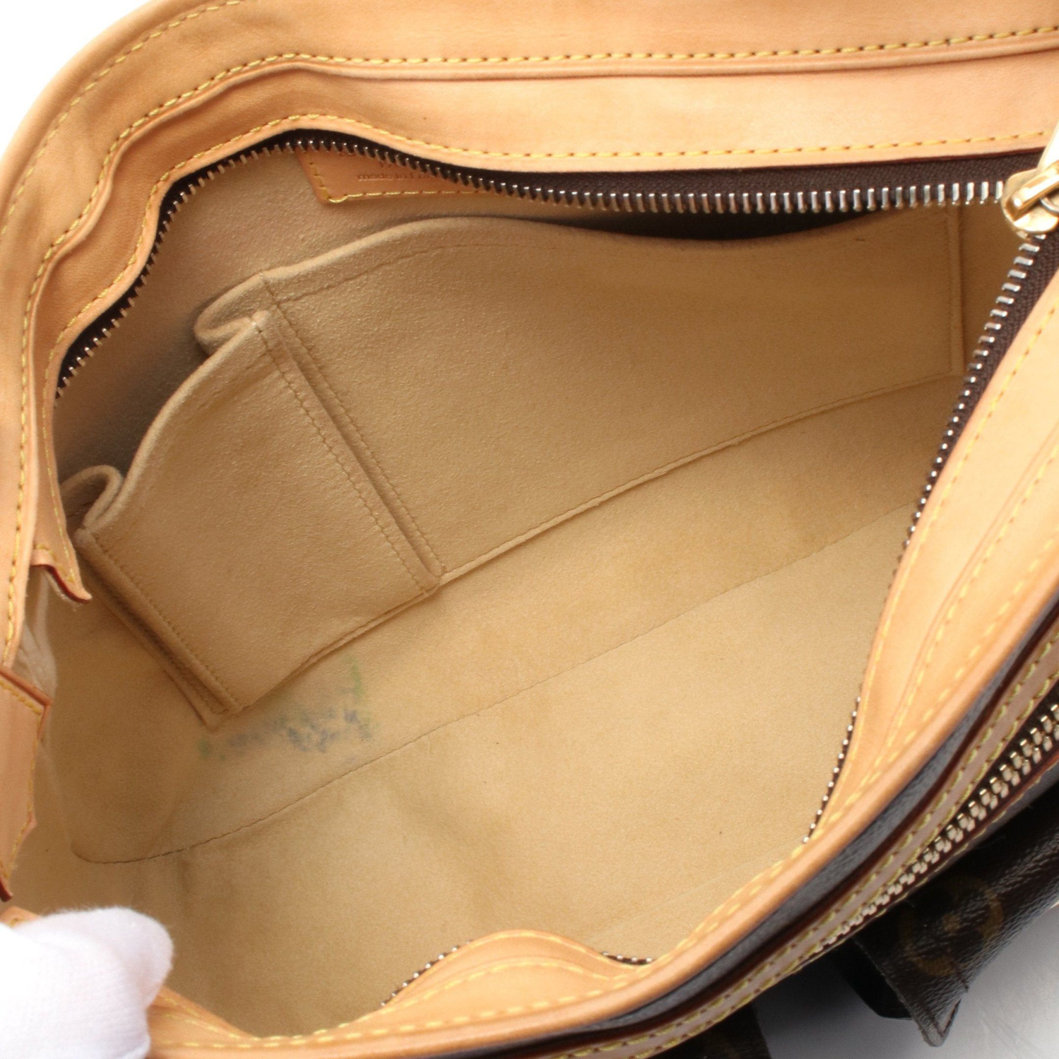 Louis Vuitton Louis Vuitton Hudson Gm Monogram Shoulder Bag Leather Brown Size ONE SIZE - 3 Thumbnail