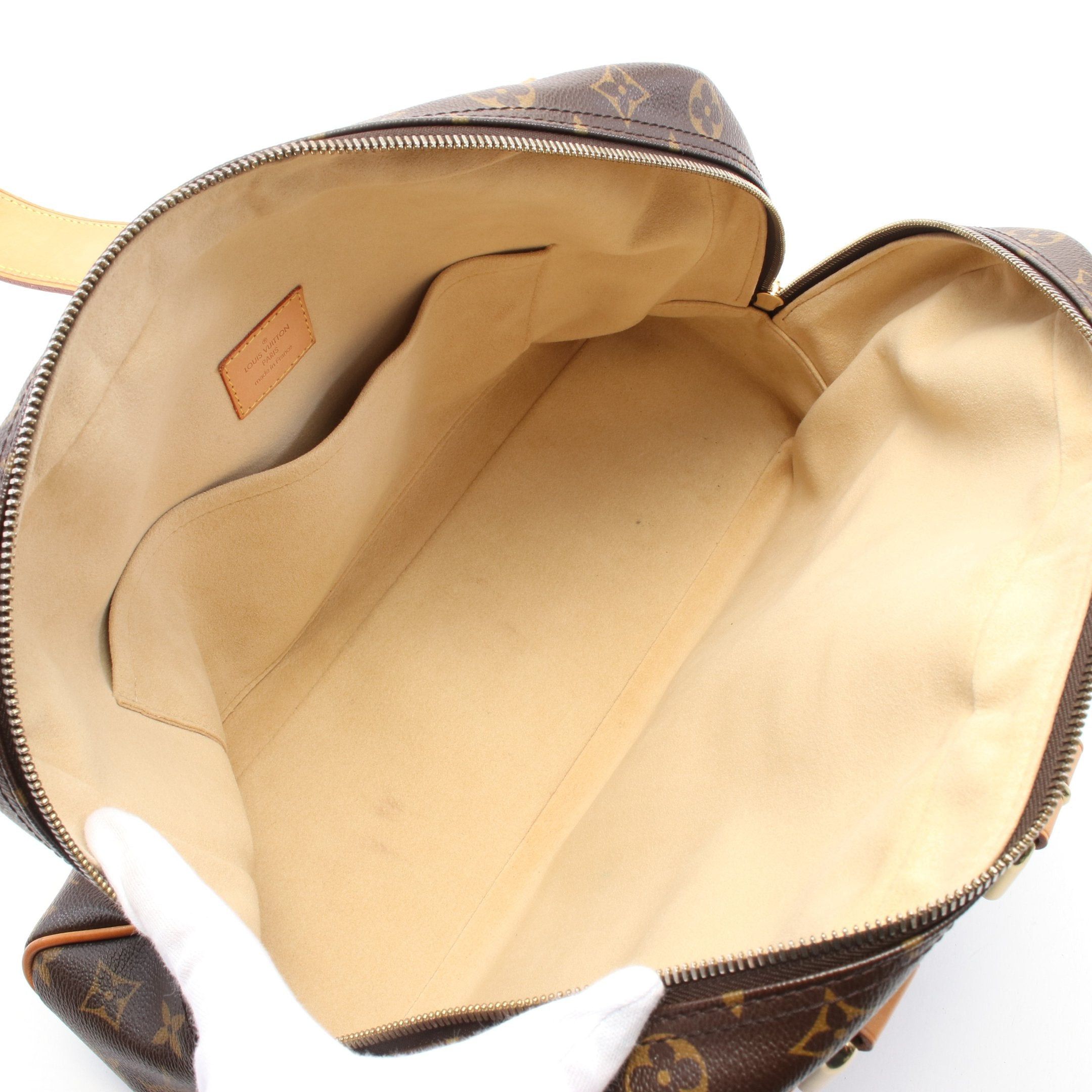 Louis Vuitton Louis Vuitton Manhattan Gm Monogram Handbag Leather Brown Size ONE SIZE - 3 Thumbnail