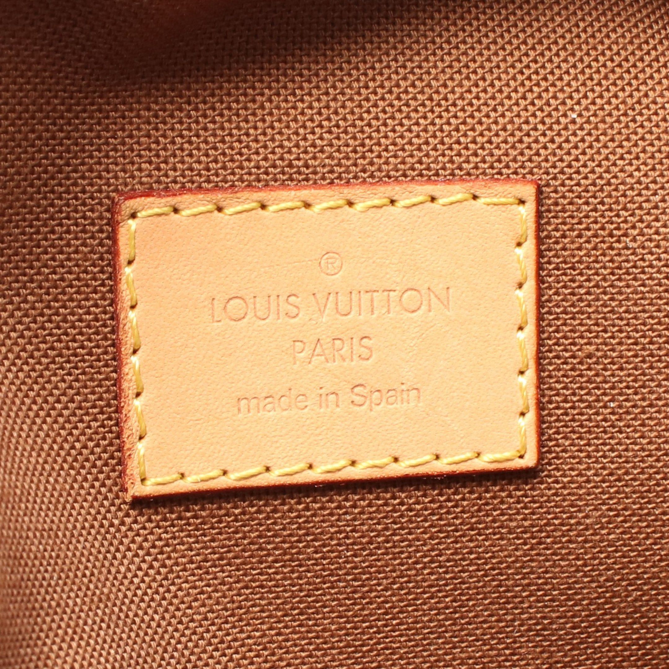 Louis Vuitton Louis Vuitton Pochette Ganju Monogram Body Bag Leather Brown Size ONE SIZE - 4 Thumbnail