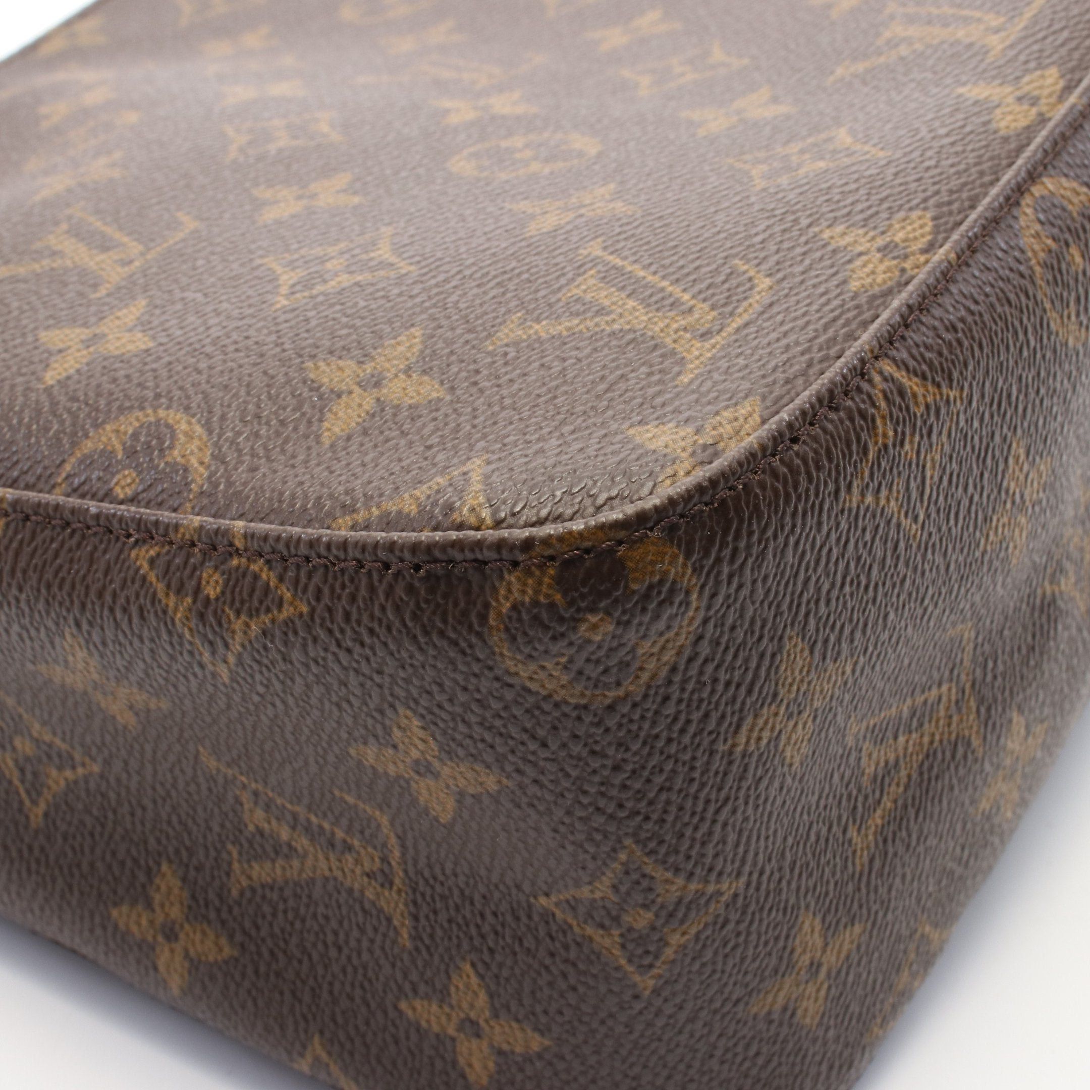 Louis Vuitton Louis Vuitton Looping Mm Monogram Shoulder Bag Leather Brown Size ONE SIZE - 7 Thumbnail