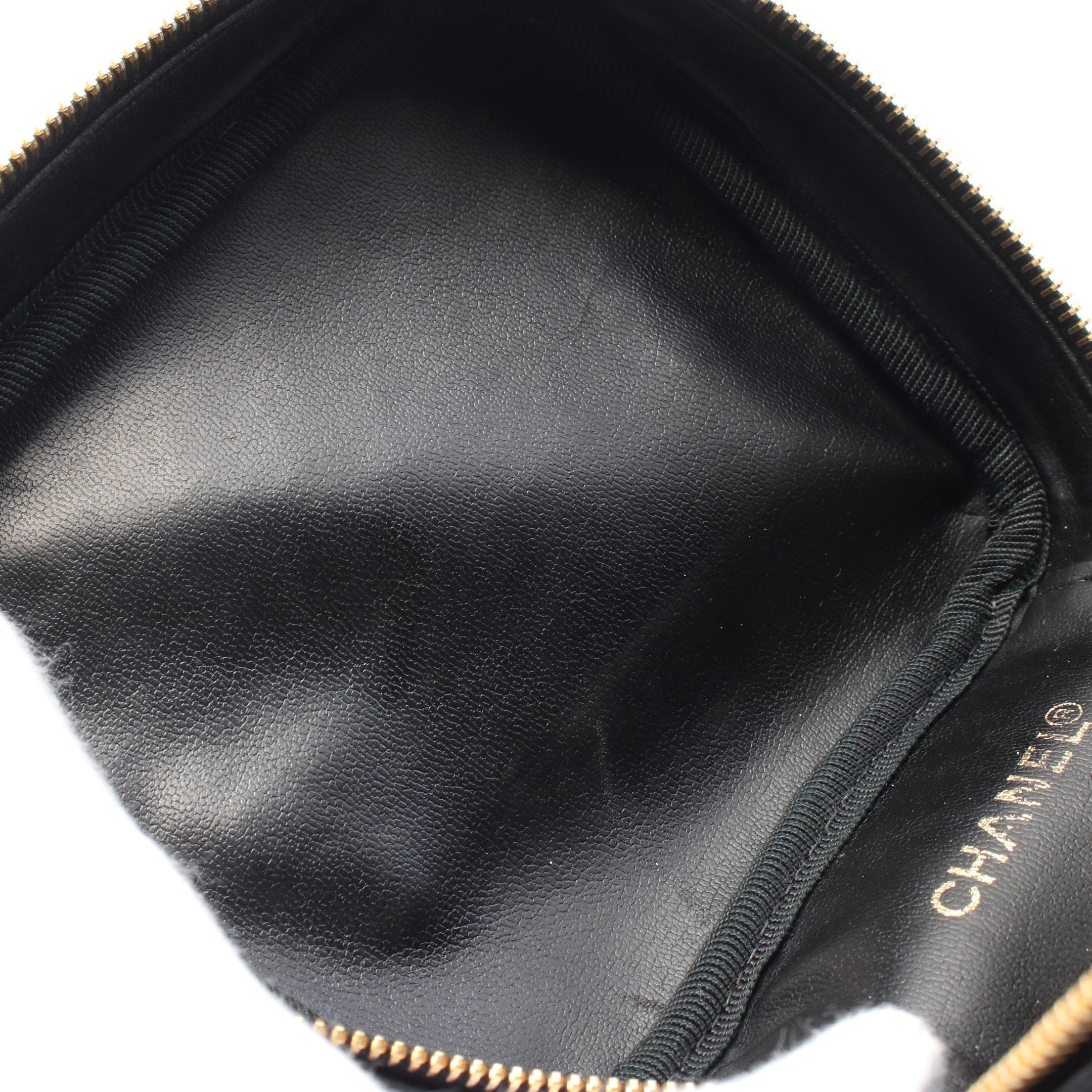 Chanel Chanel Coco Mark Handbag Vanity Bag Caviar Skin Black Gold Hardware Size ONE SIZE - 6 Thumbnail