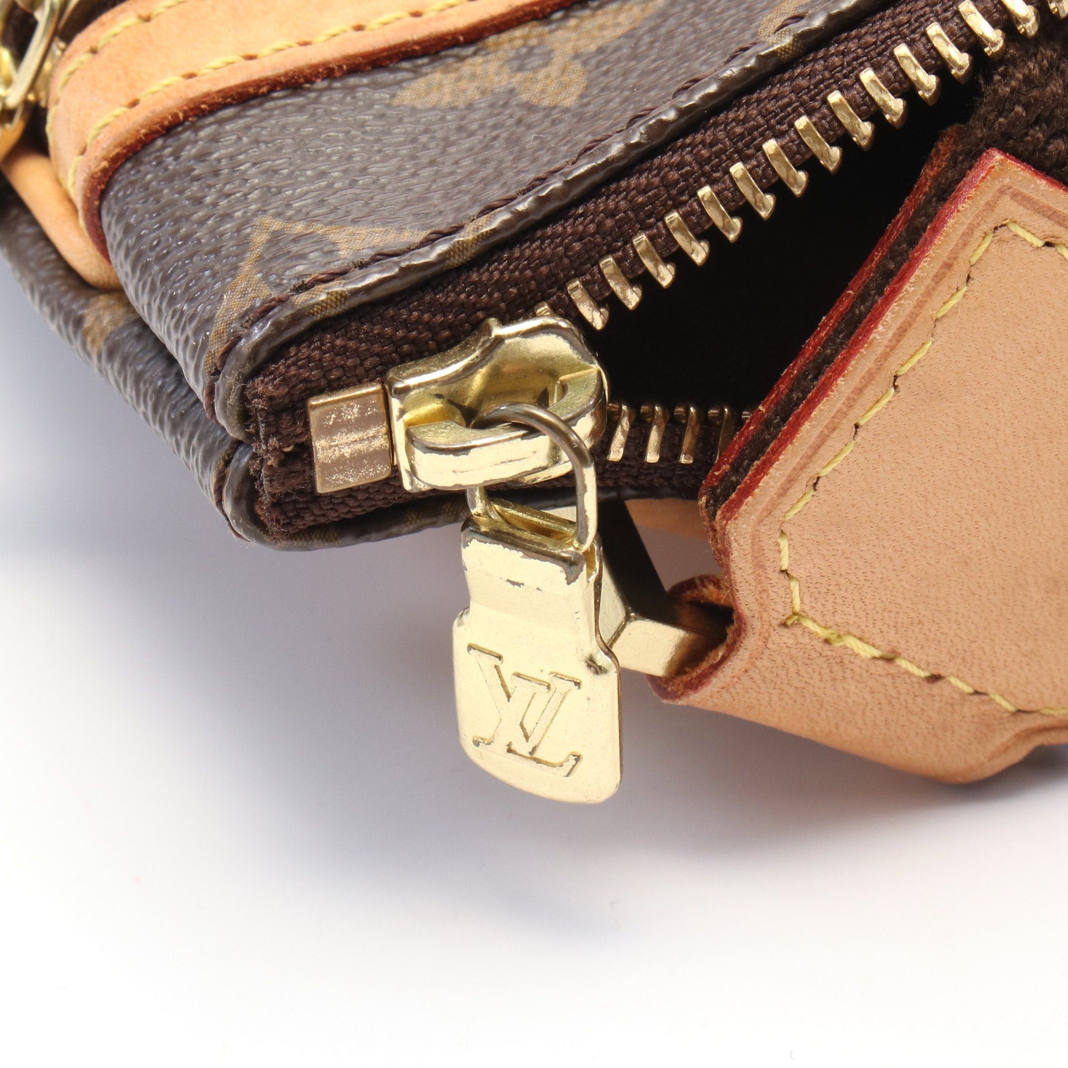 Louis Vuitton Louis Vuitton Pochette Bosphore Monogram Shoulder Bag Leather Brown Size ONE SIZE - 7 Thumbnail