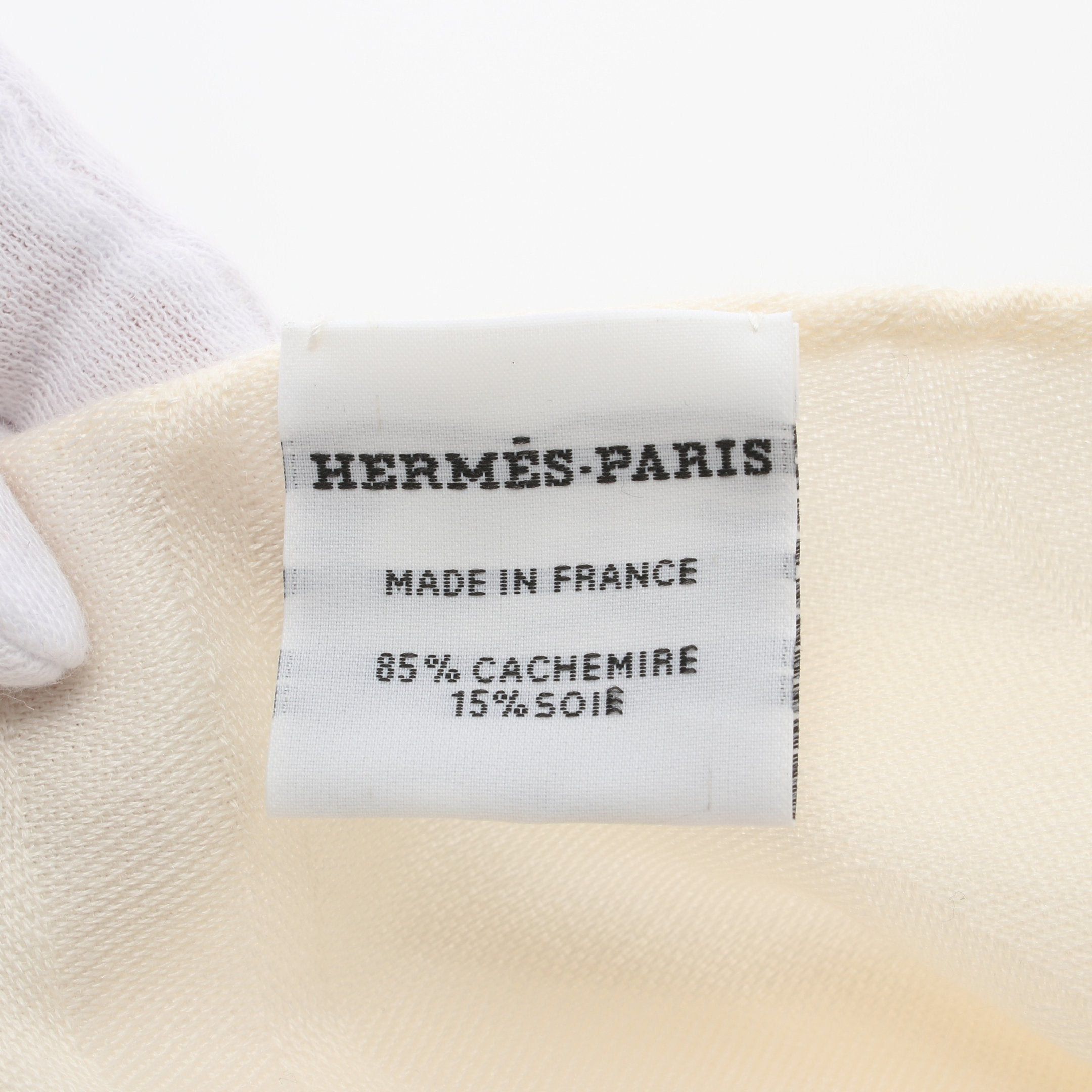 Hermes Hermes New Libris Stall Cashmere Off White Size ONE SIZE - 2 Thumbnail