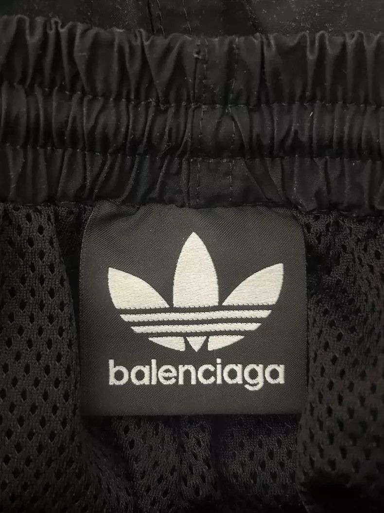 Balenciaga Balenciaga Adidas Black Logo Shorts Size 44-dmc Size US 31 - 3 Thumbnail