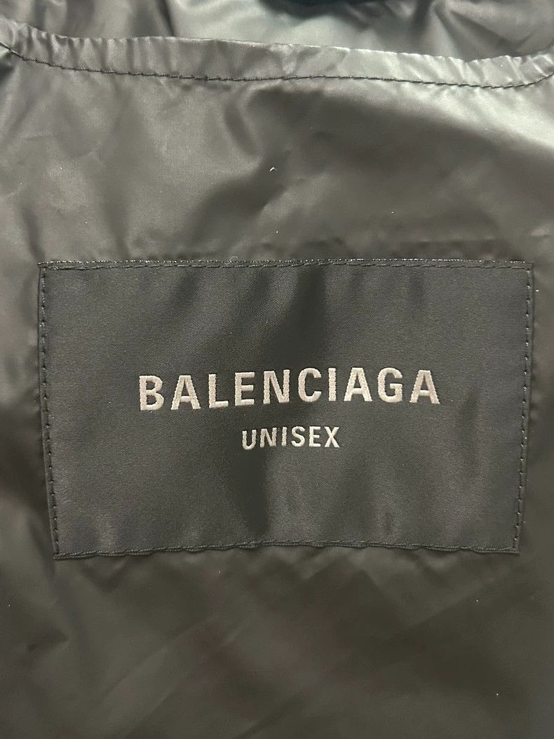 Balenciaga Balenciaga SS23 Letter Print Down Jacket-dmc Size US L / EU 52-54 / 3 - 3 Thumbnail