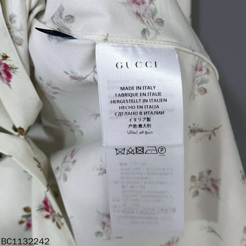 Gucci Cherry Print Bow Tie Dress by Gucci-dmc Size US 36 / EU 52 - 7 Thumbnail