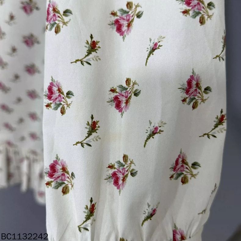 Gucci Cherry Print Bow Tie Dress by Gucci-dmc Size US 36 / EU 52 - 4 Thumbnail