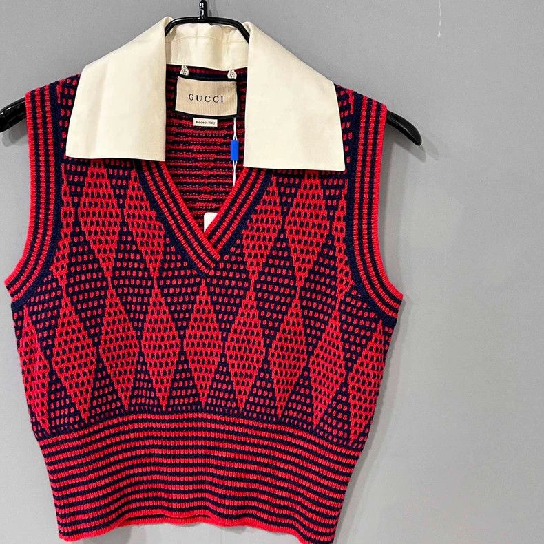Gucci Gucci Knitted Vest with White Collar-dmc Size US XS / EU 42 / 0 - 2 Thumbnail