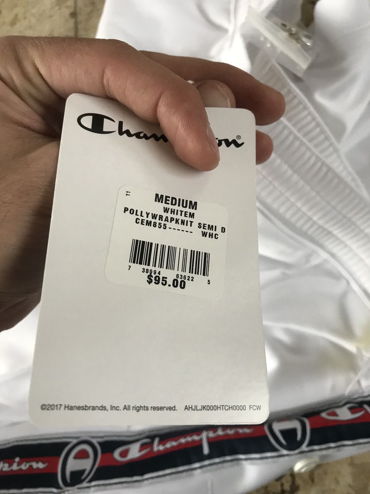 Champion Pollywrap Knit In White Size US 32 / EU 48 - 9 Thumbnail