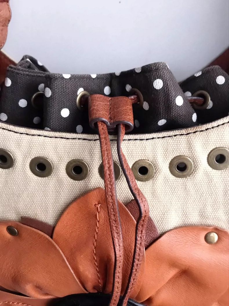 Moschino Moschino 90s Leather Petal Handbag-dmc Size ONE SIZE - 5 Thumbnail