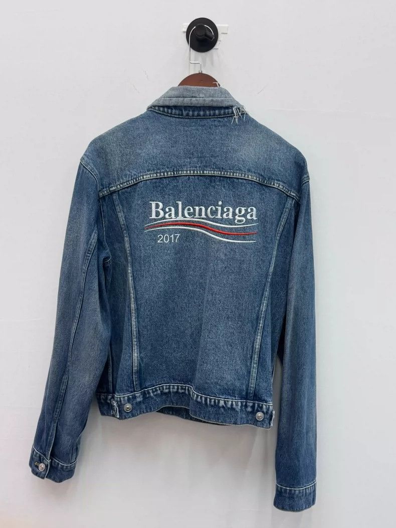 Balenciaga Vintage Balenciaga Distressed Denim Jacket-dmc Size US L / EU 52-54 / 3 - 4 Thumbnail