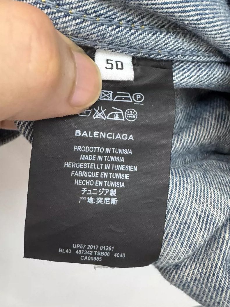 Balenciaga Vintage Balenciaga Distressed Denim Jacket-dmc Size US L / EU 52-54 / 3 - 3 Thumbnail