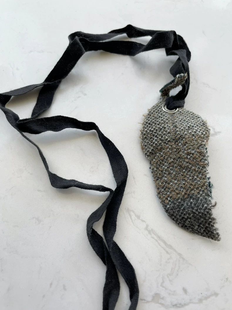 Undercover Undercover Felting Leaf Necklace 2006 Collection-dmc Size ONE SIZE - 5 Thumbnail