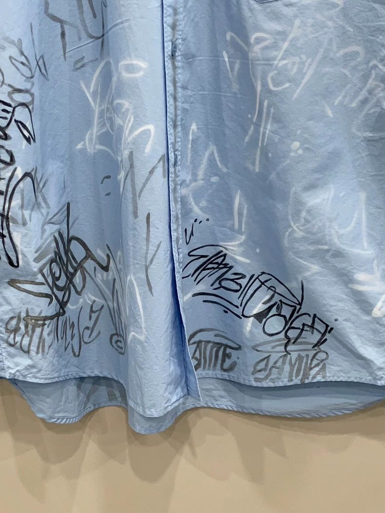 Balenciaga Balenciaga Graffiti Shirt Size 2 Second Hand-dmc Size US S / EU 44-46 / 1 - 4 Thumbnail