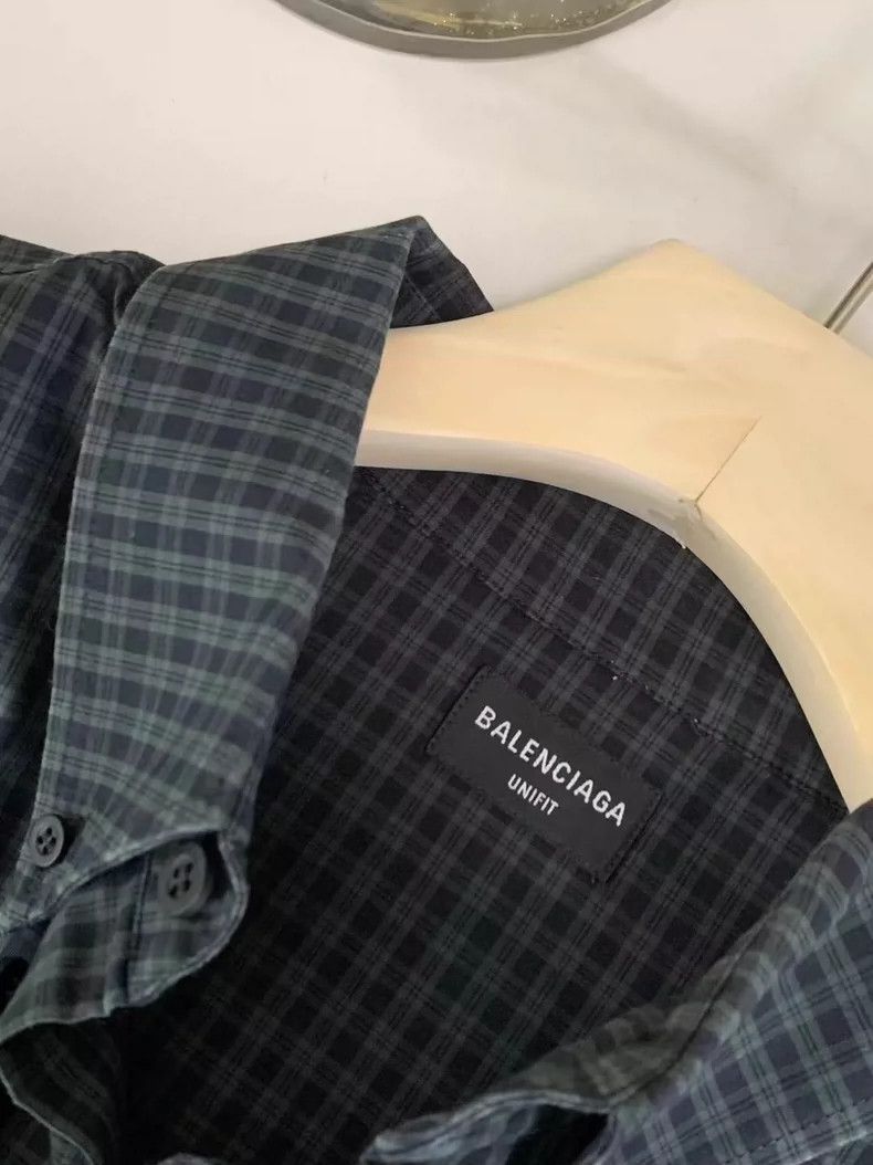 Balenciaga Balenciaga Irregular Check Shirt Size XS-dmc Size US XS / EU 42 / 0 - 3 Thumbnail