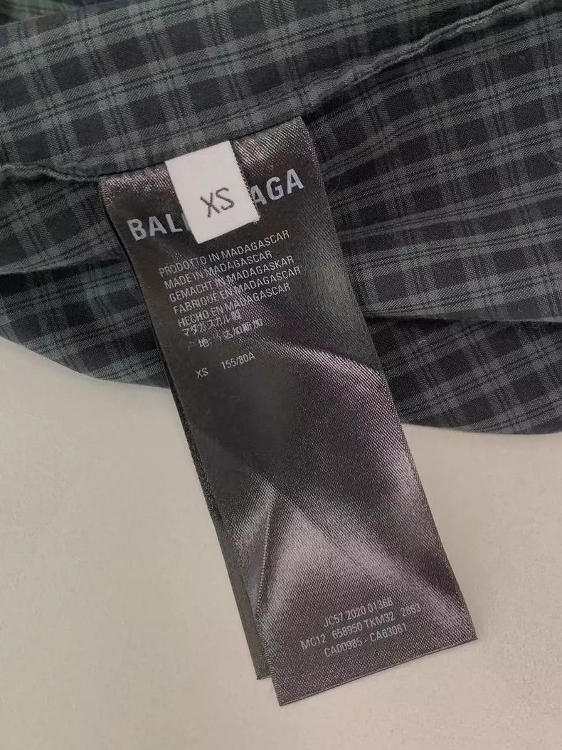 Balenciaga Balenciaga Irregular Check Shirt Size XS-dmc Size US XS / EU 42 / 0 - 6 Thumbnail