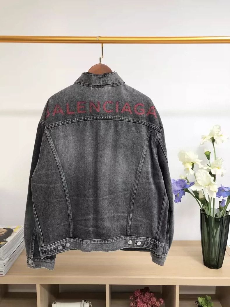 Balenciaga Balenciaga Distressed Logo Denim Jacket-dmc Size US L / EU 52-54 / 3 - 2 Thumbnail