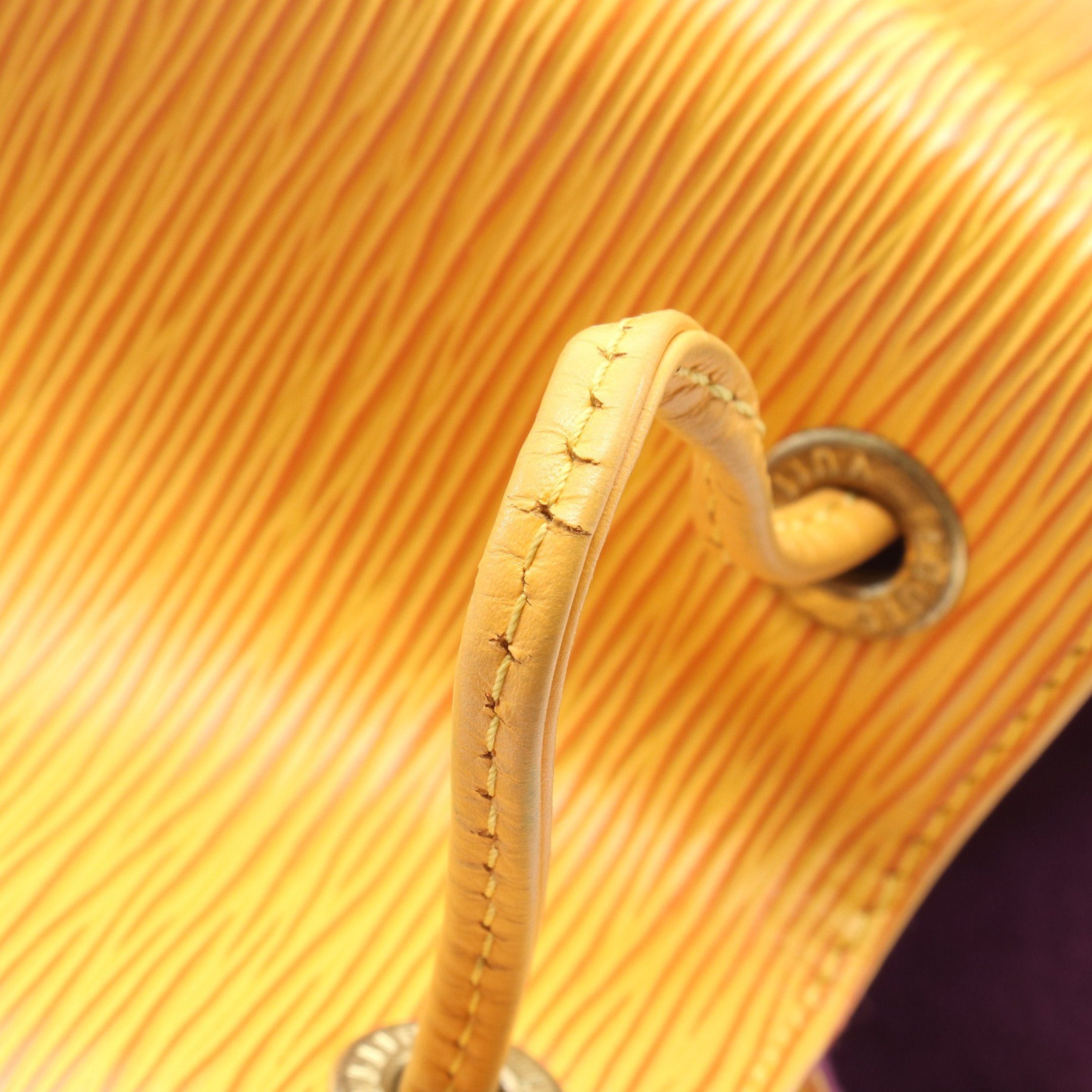 Louis Vuitton Louis Vuitton Peti Noe Epi Tassi Yellow Shoulder Bag Leather Size ONE SIZE - 8 Thumbnail