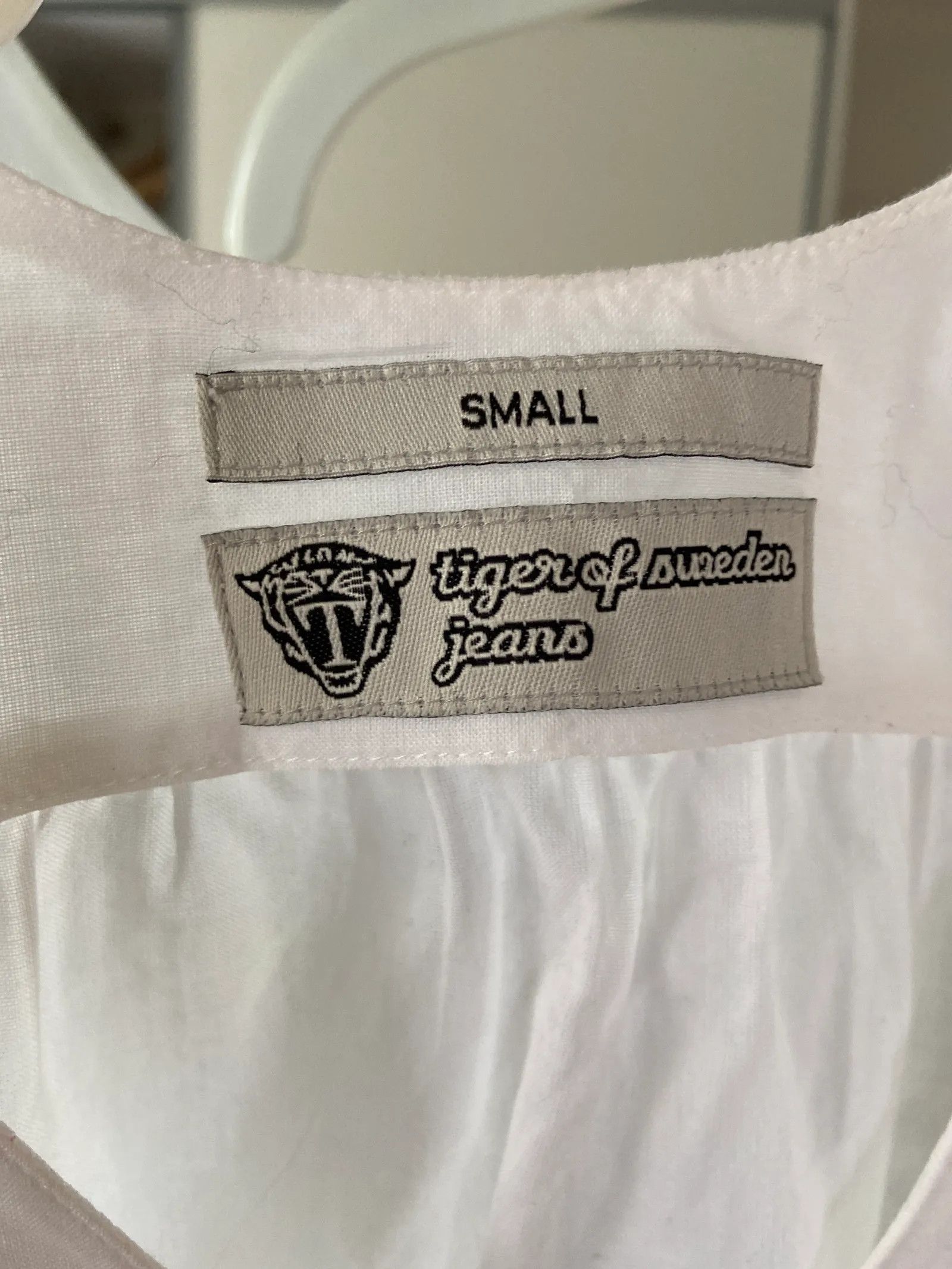 Tiger of Sweden Tiger of Sweden Top Size S / US 4 / IT 40 - 2 Thumbnail
