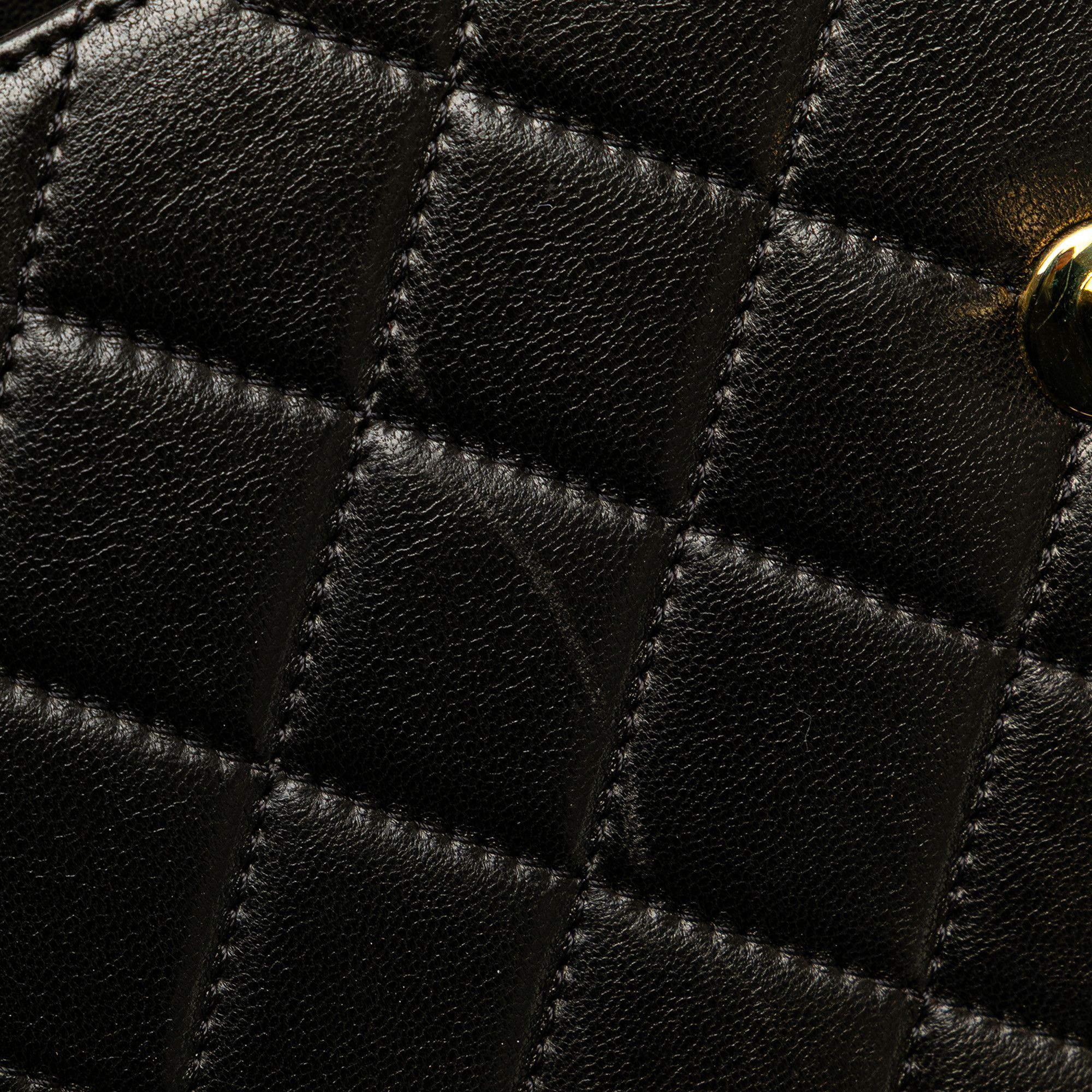 Chanel Chanel CC Quilted Lambskin Chain Flap Size ONE SIZE - 9 Thumbnail