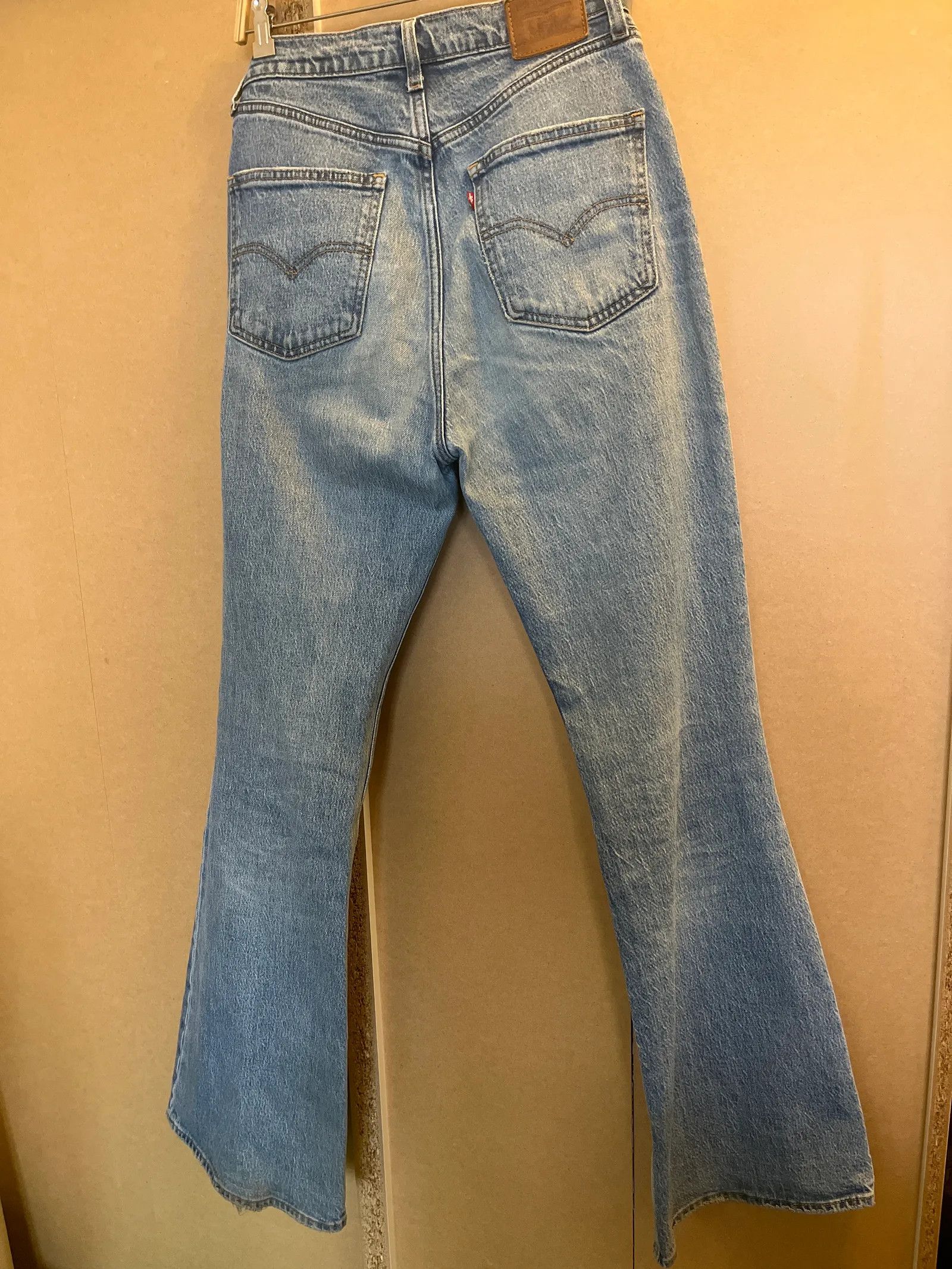 Levi's Levi's 70’s High Flair Jeans Size 28" / US 6 / IT 42 - 5 Thumbnail