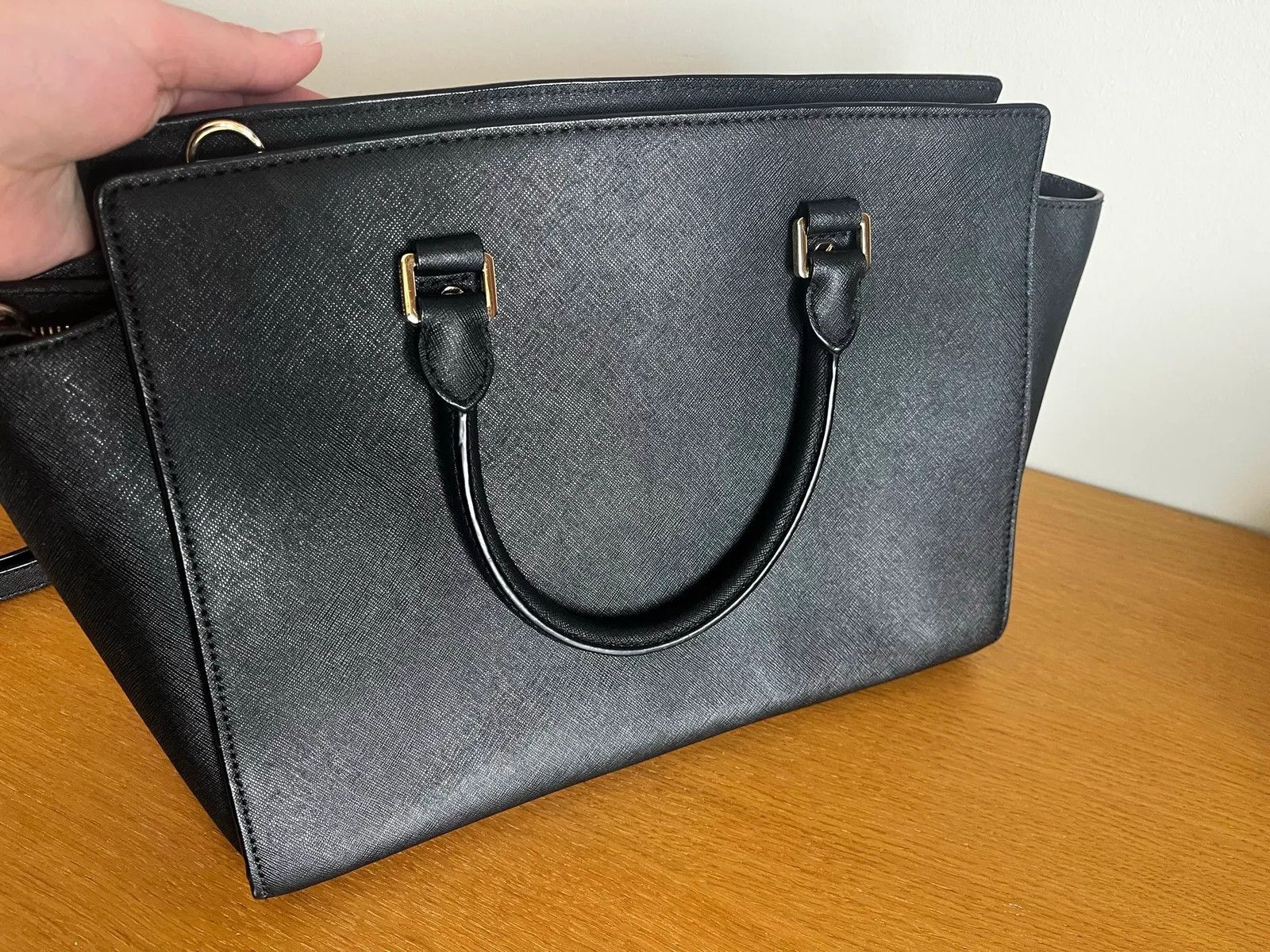Michael Kors Michael Kors Selma Bucket Bag Size ONE SIZE - 2 Thumbnail