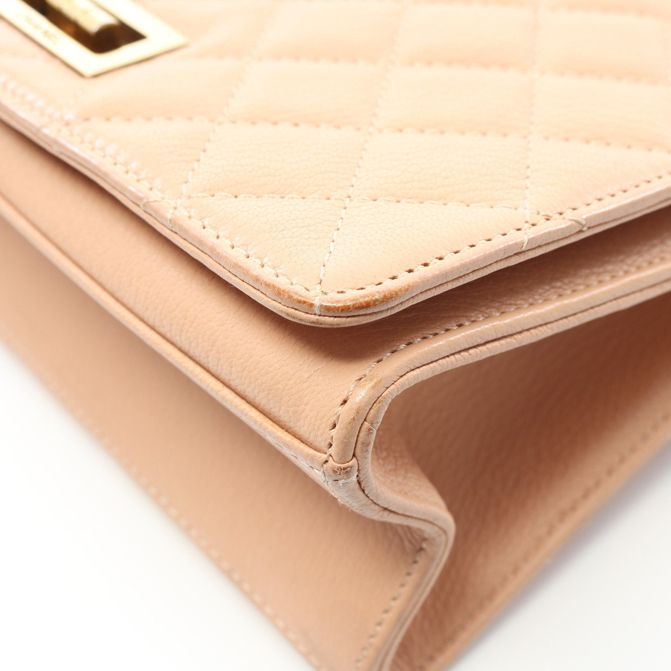 Chanel Chanel 2.55 Matelasse Shoulder Bag Leather Pink Beige Gold Hardware Size ONE SIZE - 7 Thumbnail
