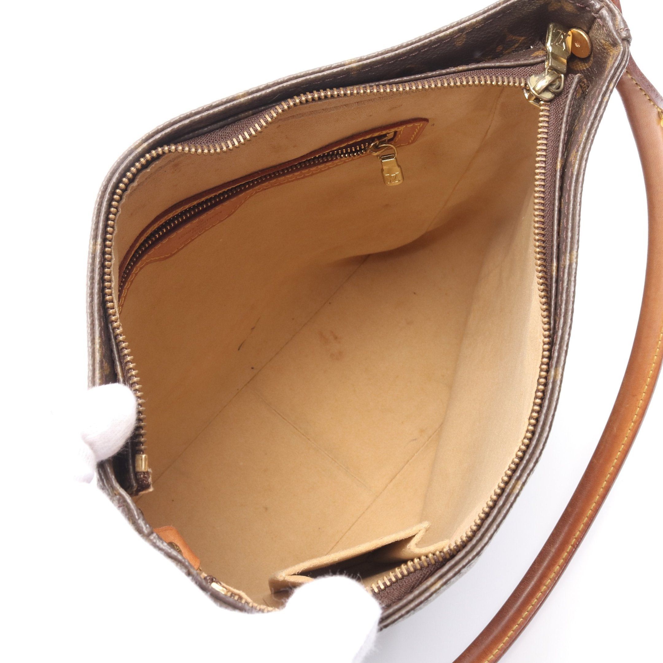 Louis Vuitton Louis Vuitton Looping Gm Monogram Shoulder Bag Leather Brown Size ONE SIZE - 3 Thumbnail