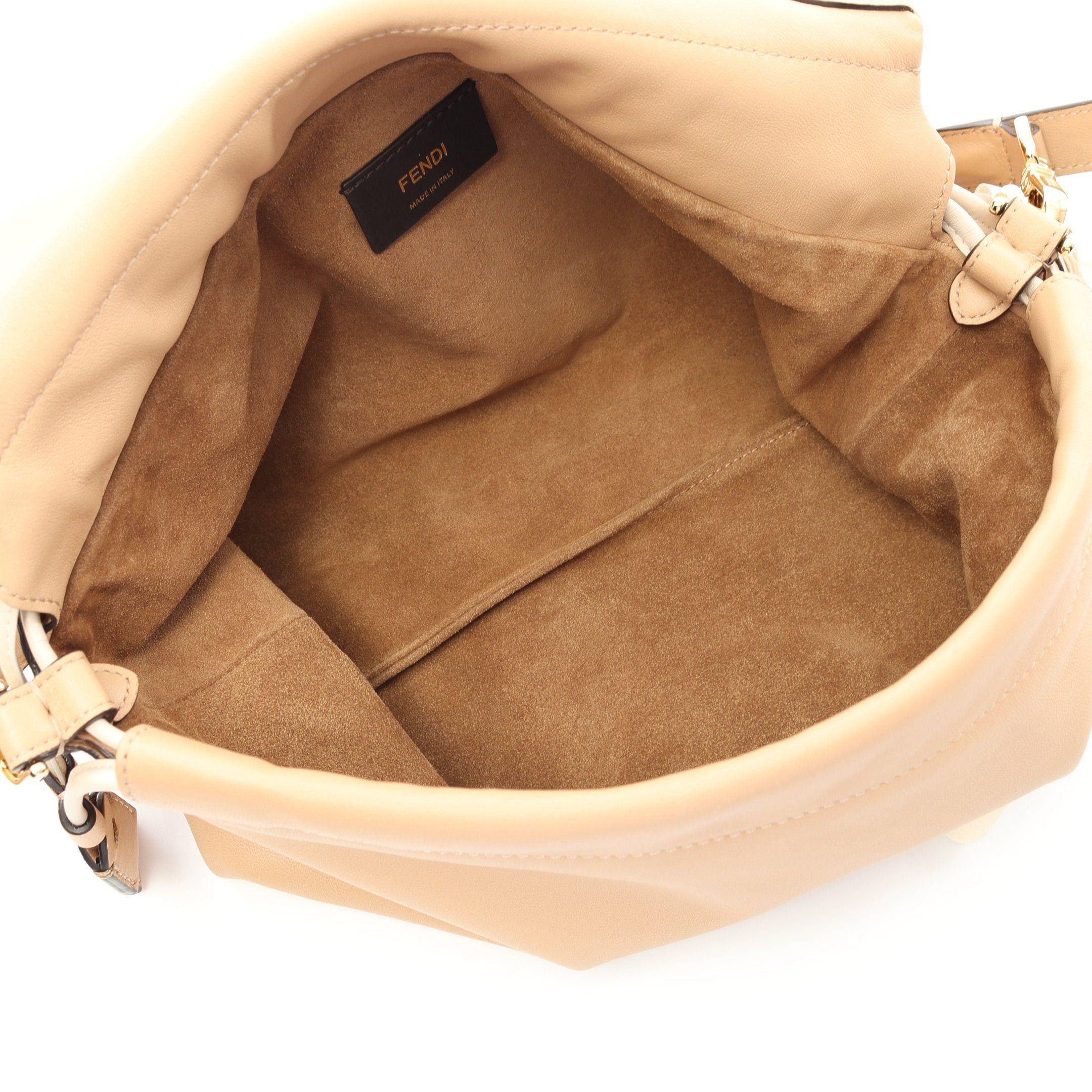 Fendi Fendi Mamma Bucket Medium One Shoulder Bag Leather Beige Size ONE SIZE - 3 Thumbnail