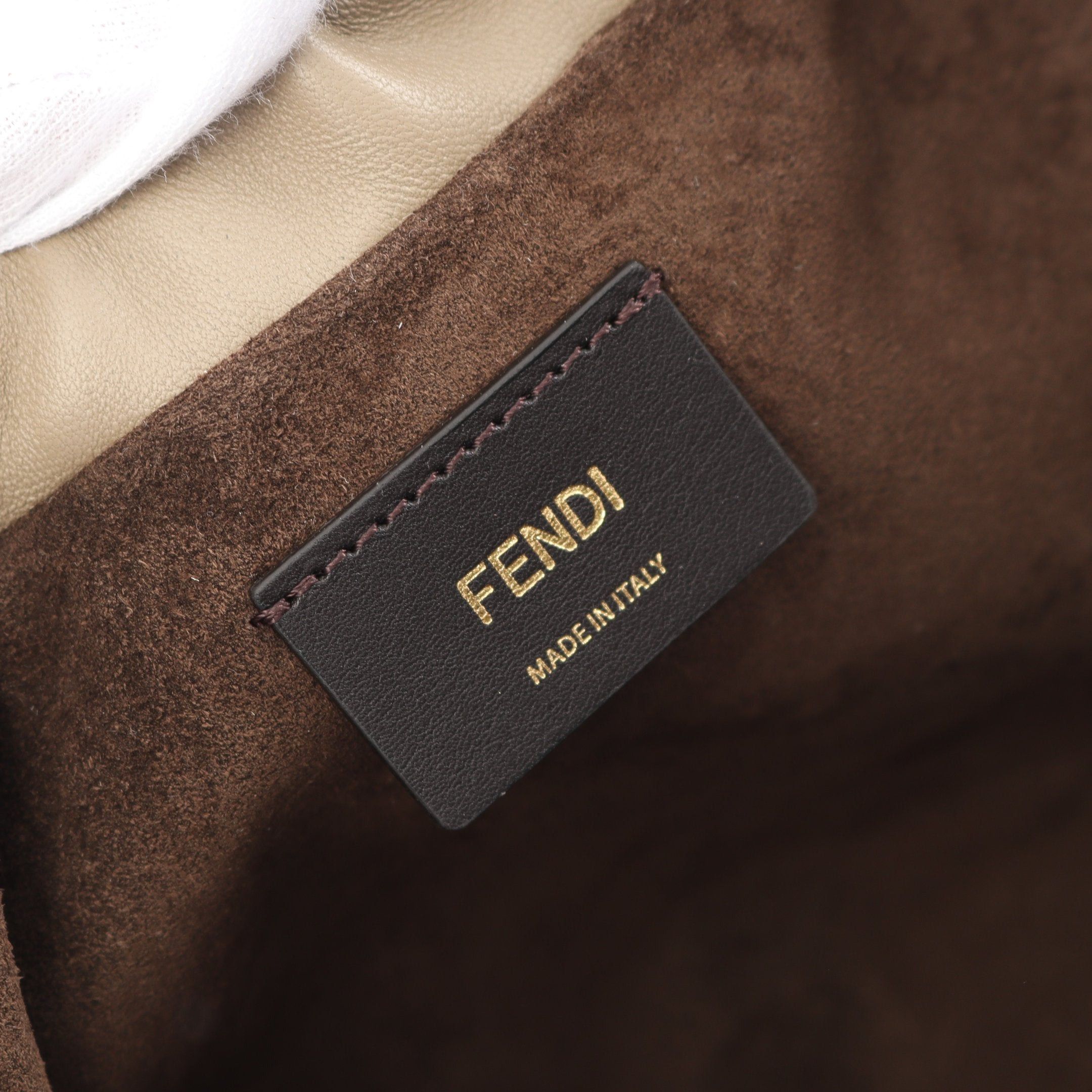 Fendi Fendi Mamma Bucket Large One Shoulder Bag Leather Gray Beige Size ONE SIZE - 4 Thumbnail