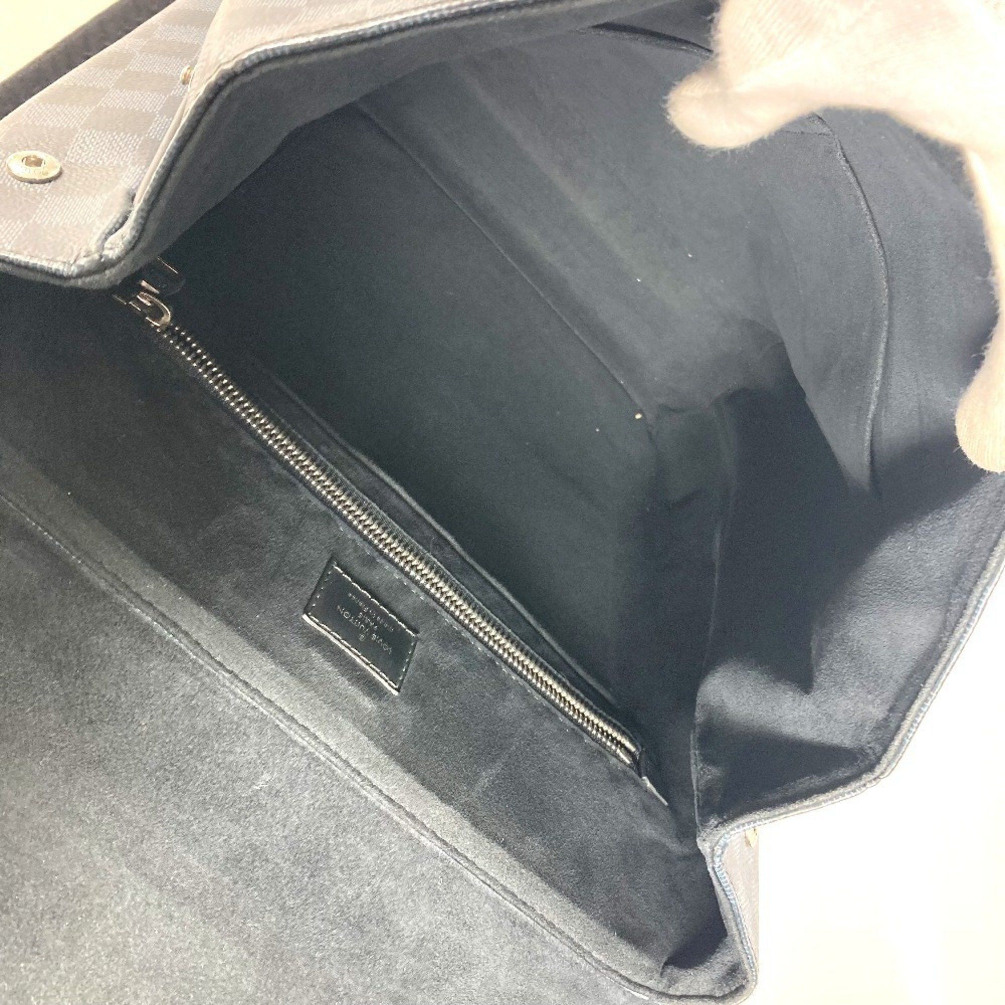 Louis Vuitton Louis Vuitton Newport backpack Size ONE SIZE - 14 Thumbnail