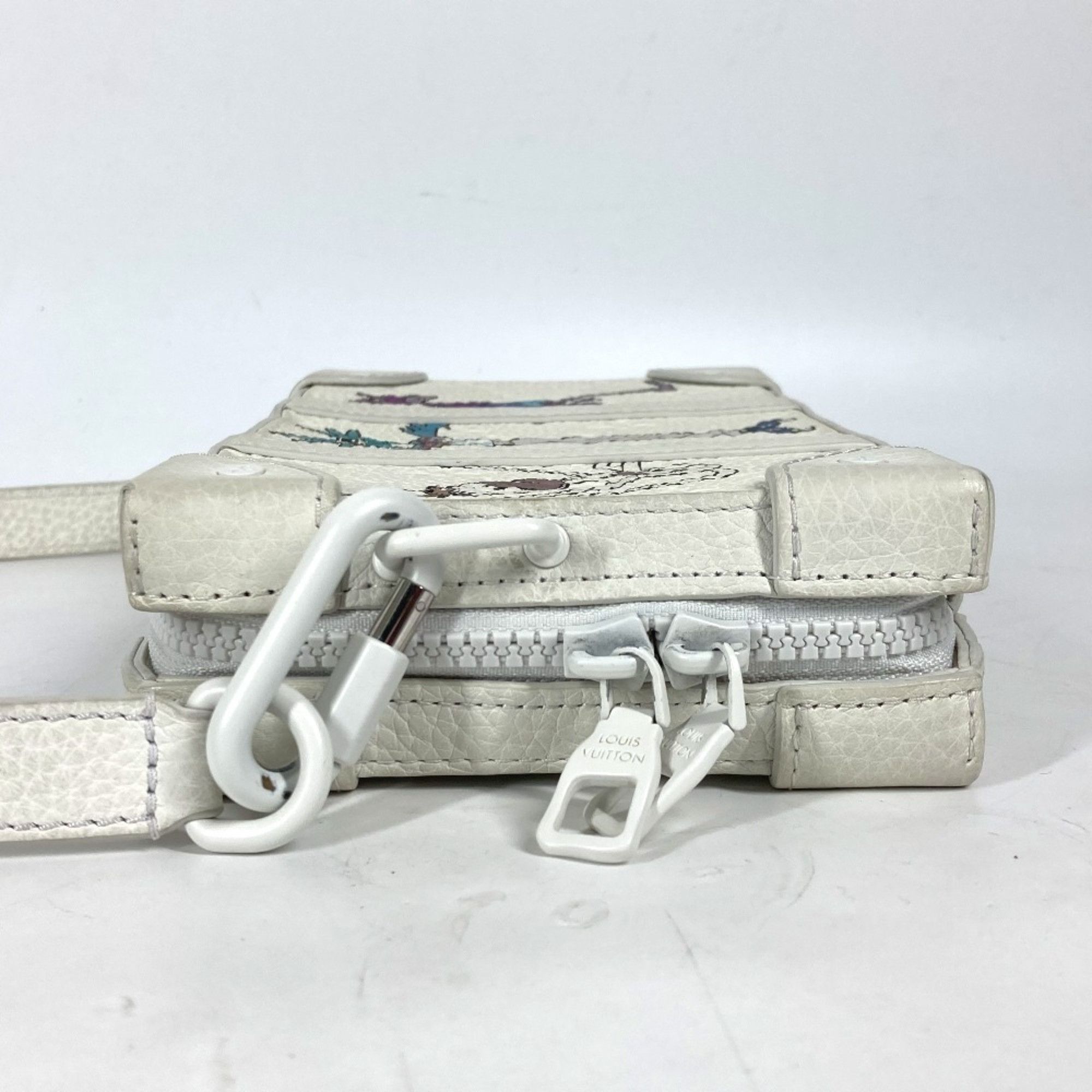 Louis Vuitton Louis Vuitton Soft Trunk clutch Size ONE SIZE - 3 Thumbnail
