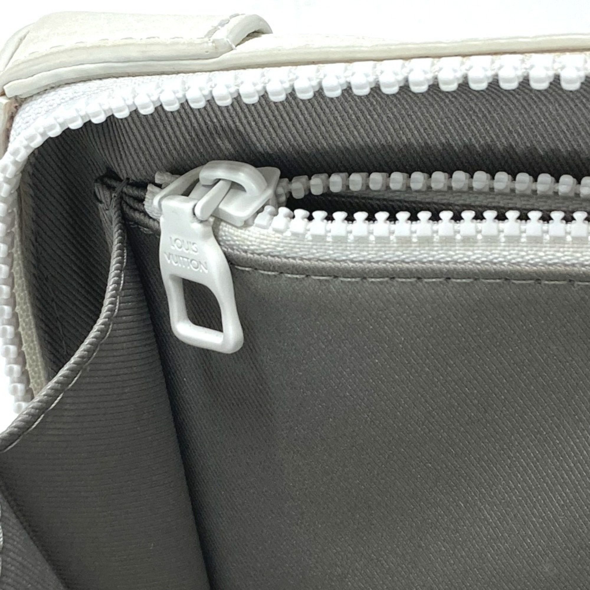 Louis Vuitton Louis Vuitton Soft Trunk clutch Size ONE SIZE - 12 Thumbnail