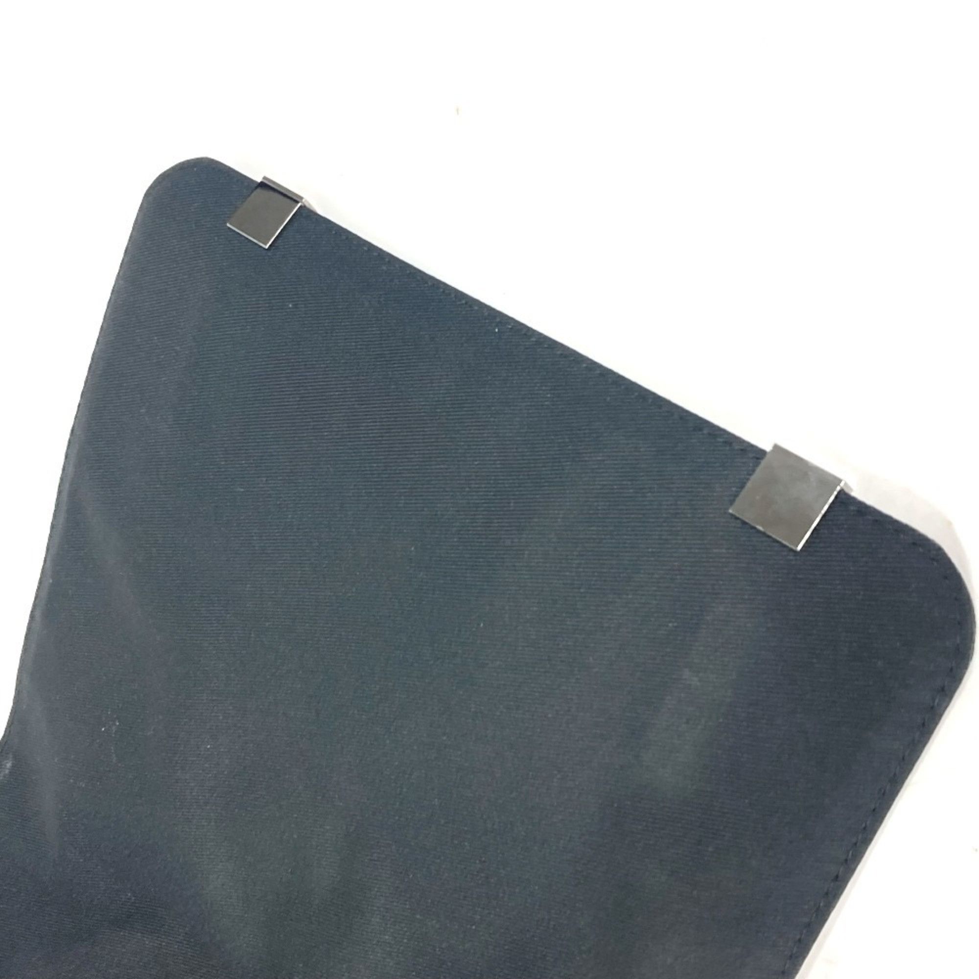 Louis Vuitton Louis Vuitton District shoulder Size ONE SIZE - 13 Thumbnail