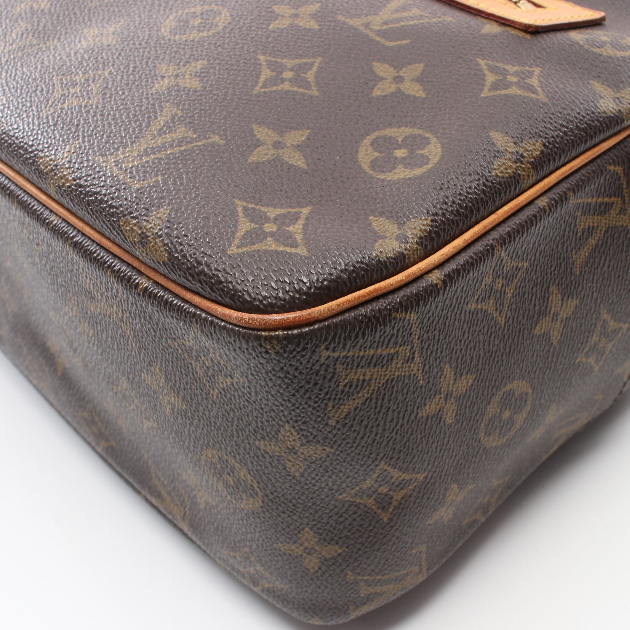 Louis Vuitton Louis Vuitton Cite Gm Monogram Shoulder Bag Leather Brown Size ONE SIZE - 7 Thumbnail