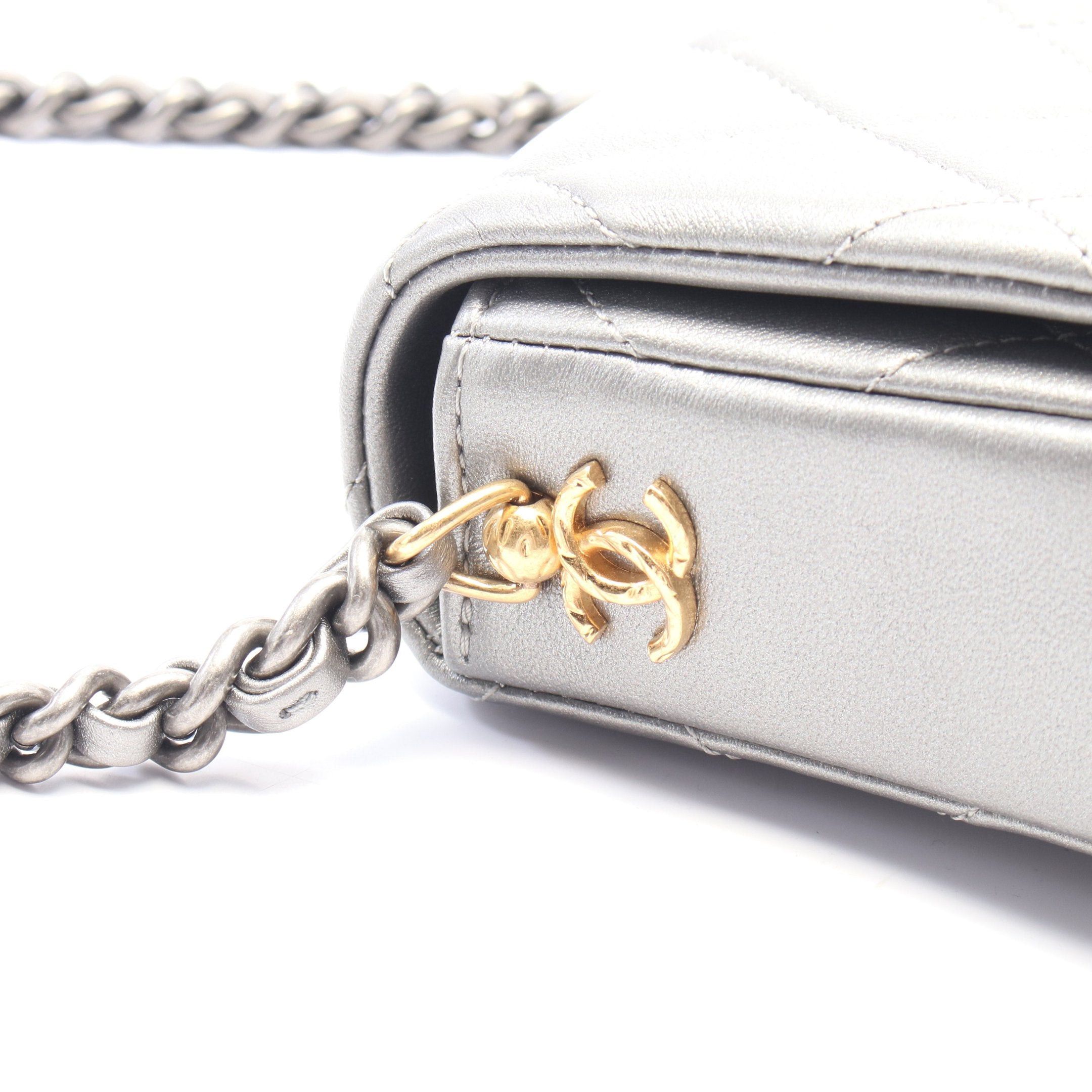 Chanel Chanel Matelasse Chain Shoulder Bag Leather Silver Combination Metal Fittings Size ONE SIZE - 7 Thumbnail