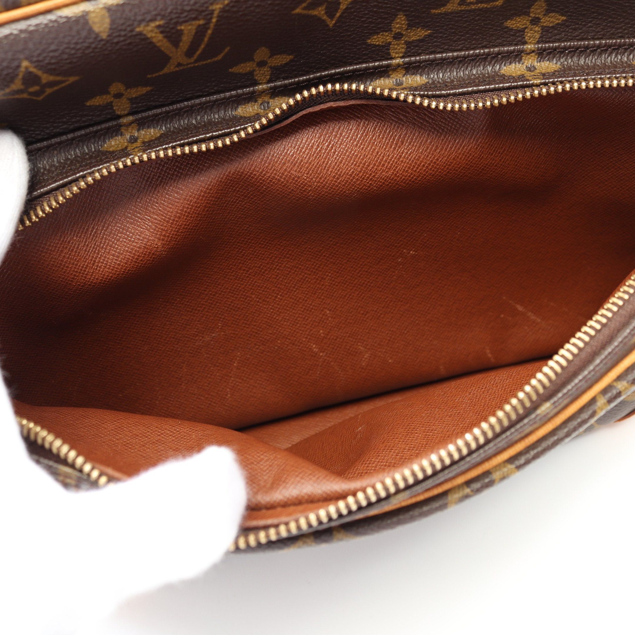 Louis Vuitton Louis Vuitton Nil Monogram Shoulder Bag Leather Brown Size ONE SIZE - 10 Thumbnail